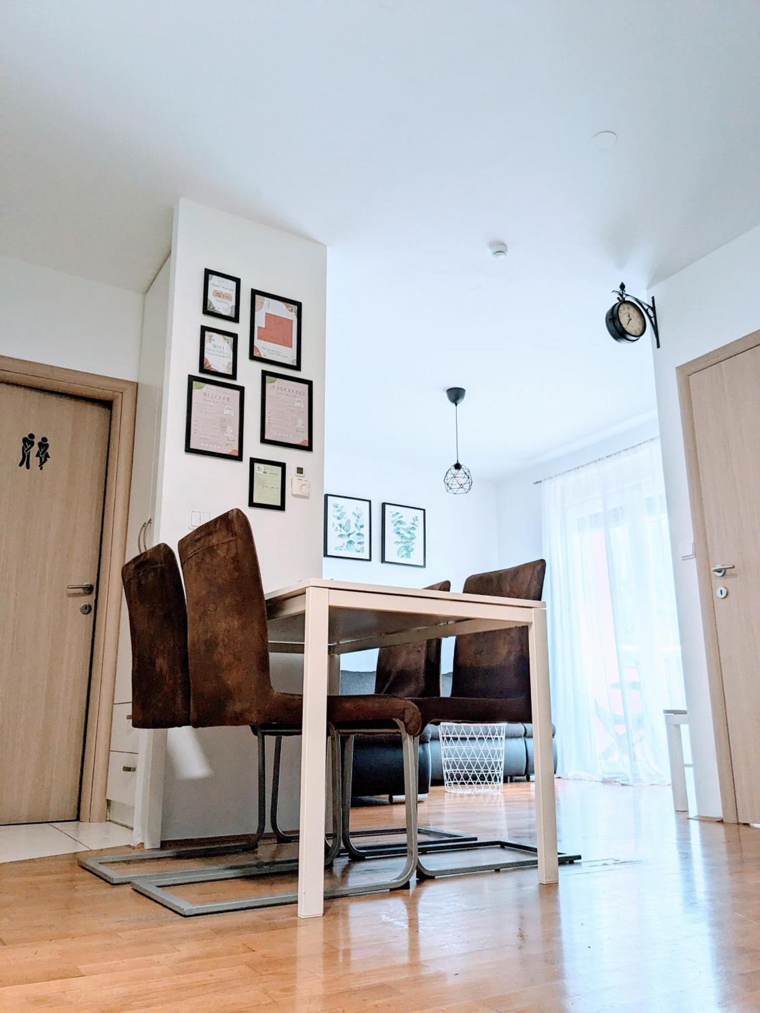 Doma-Lu Apartment-Near Airport And Highway- Free Parking Velika Mlaka Luaran gambar