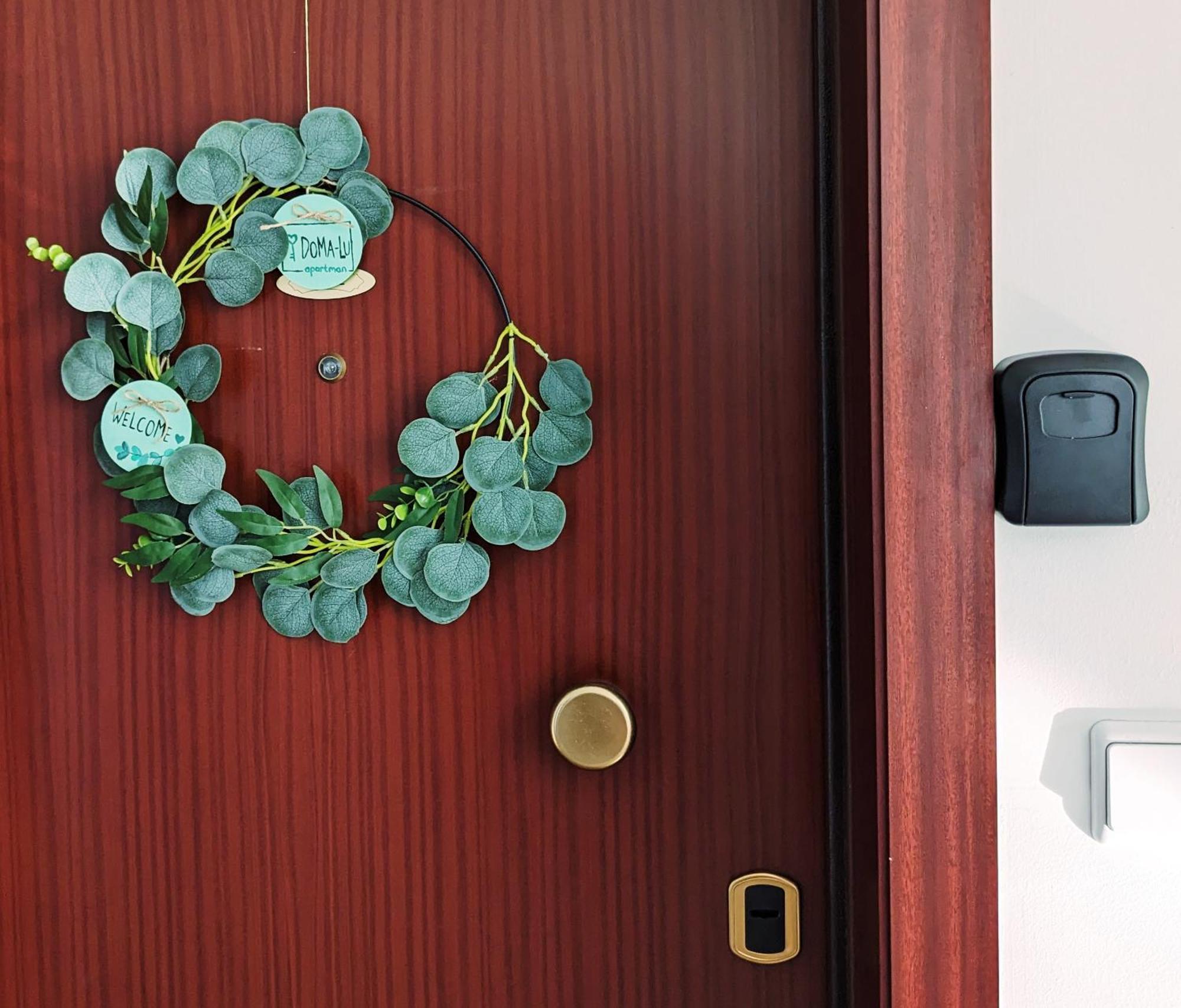 Doma-Lu Apartment-Near Airport And Highway- Free Parking Velika Mlaka Luaran gambar