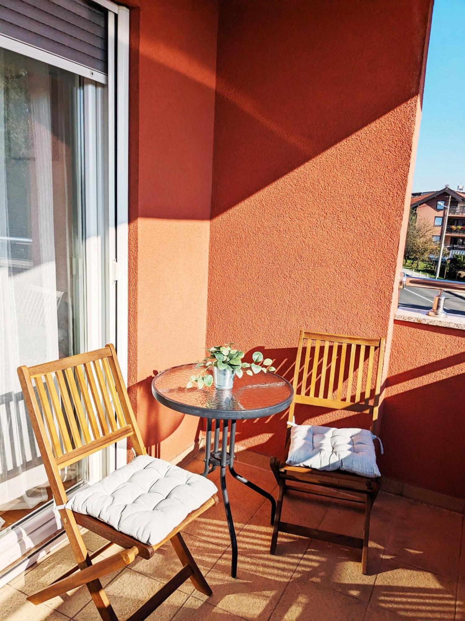 Doma-Lu Apartment-Near Airport And Highway- Free Parking Velika Mlaka Luaran gambar